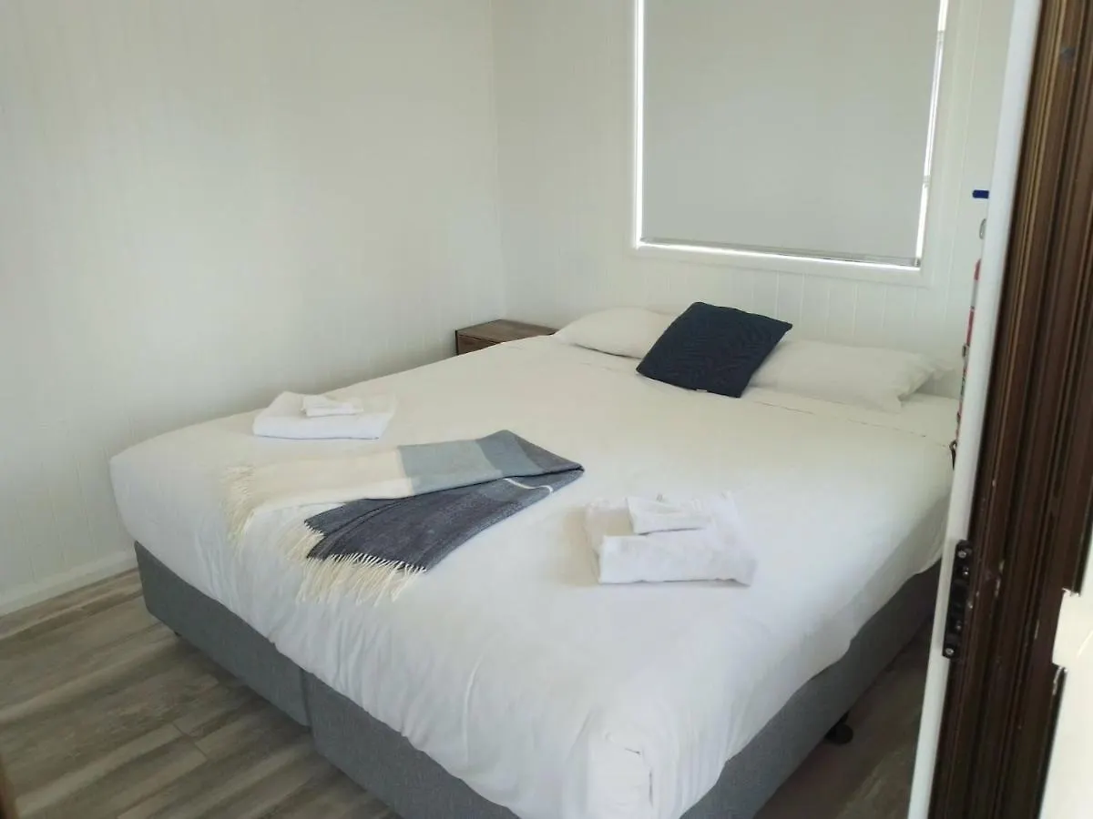 Townsville Lakes Holiday Park キャンプ場