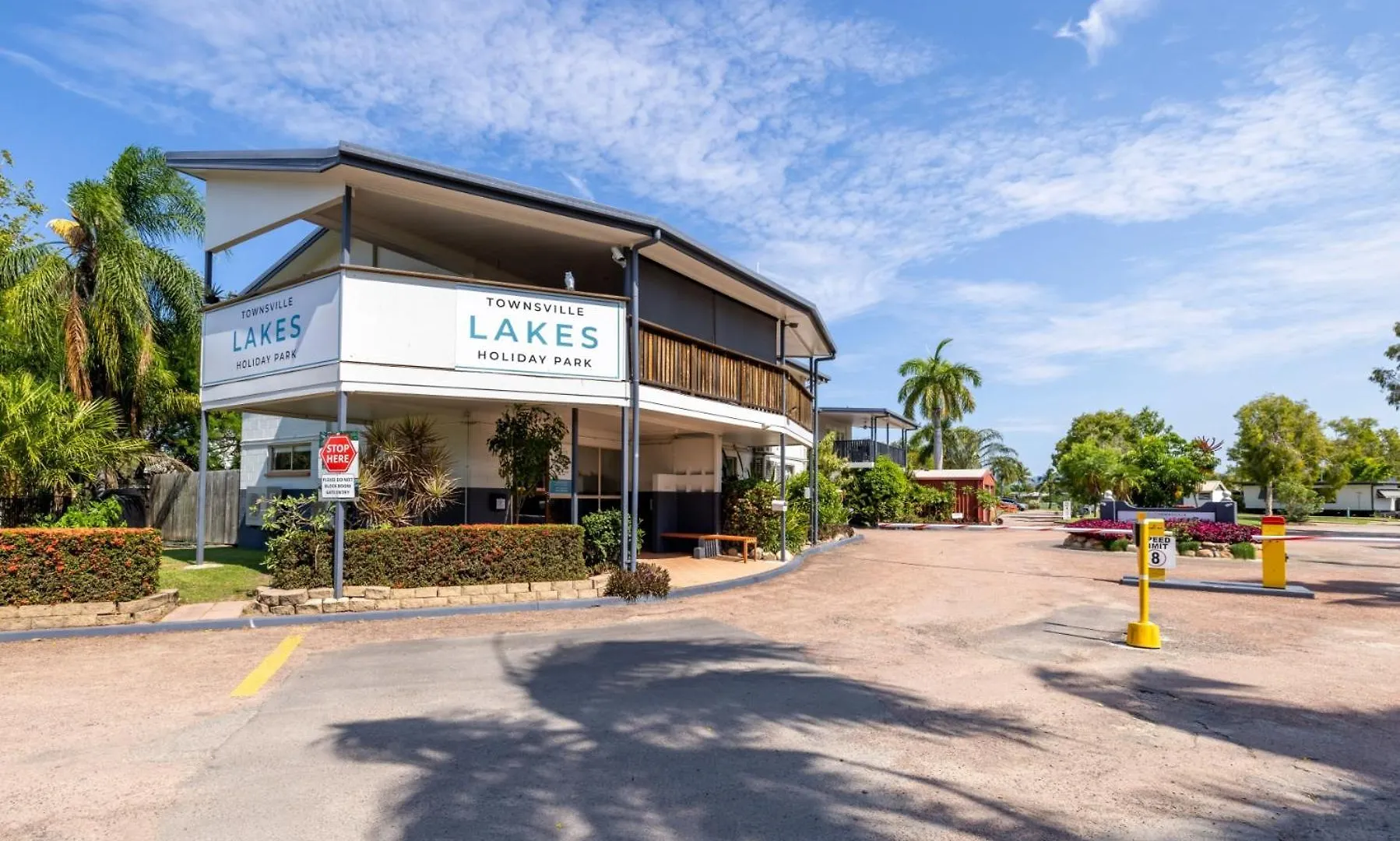 ** キャンプ場 Townsville Lakes Holiday Park オーストラリア