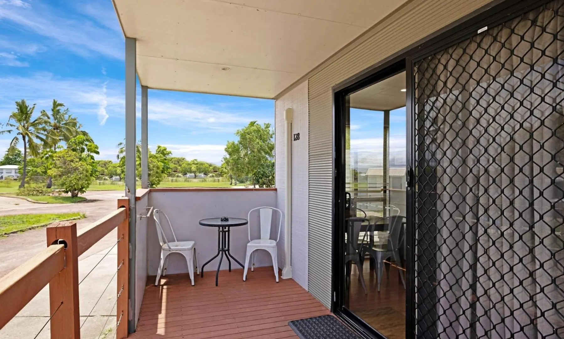 Townsville Lakes Holiday Park