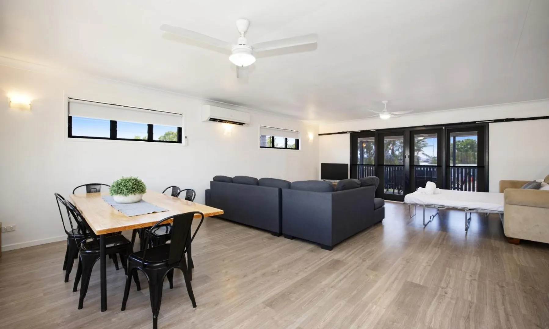 Townsville Lakes Holiday Park オーストラリア