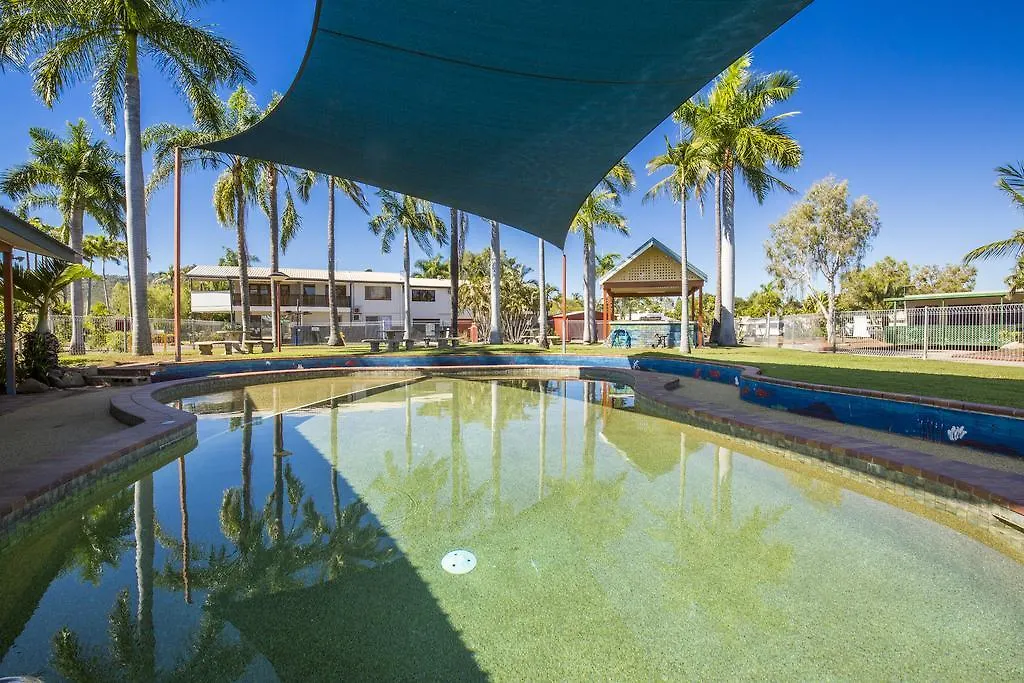 Townsville Lakes Holiday Park 2*,