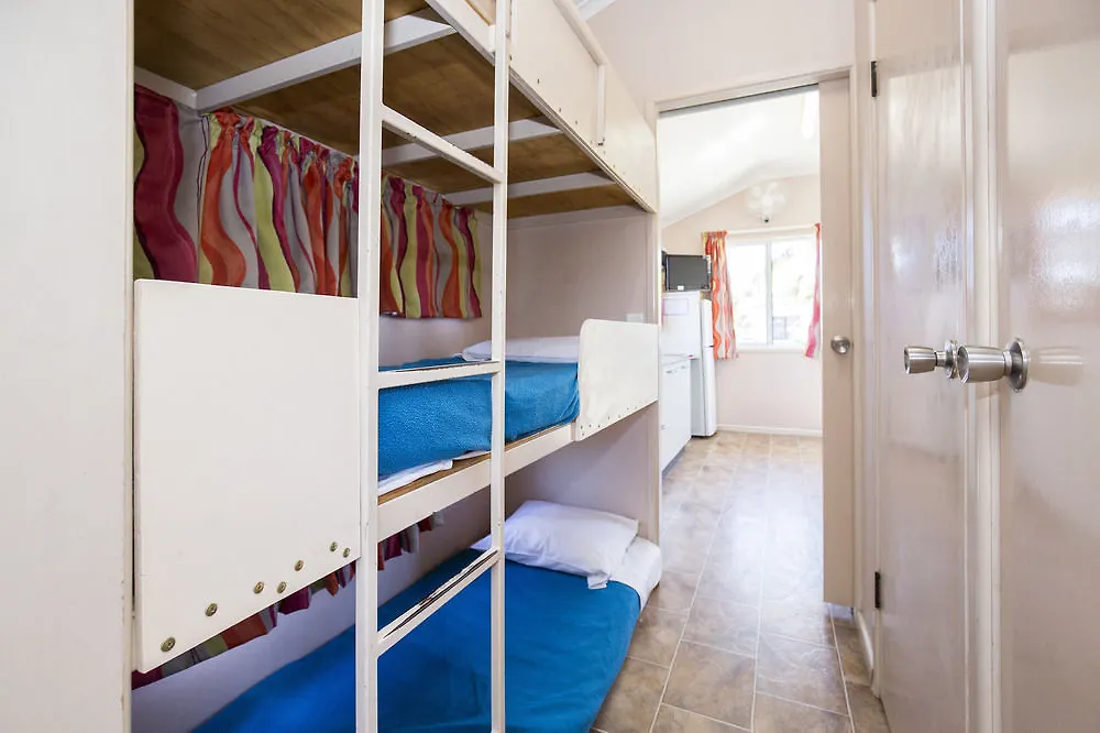 Townsville Lakes Holiday Park キャンプ場