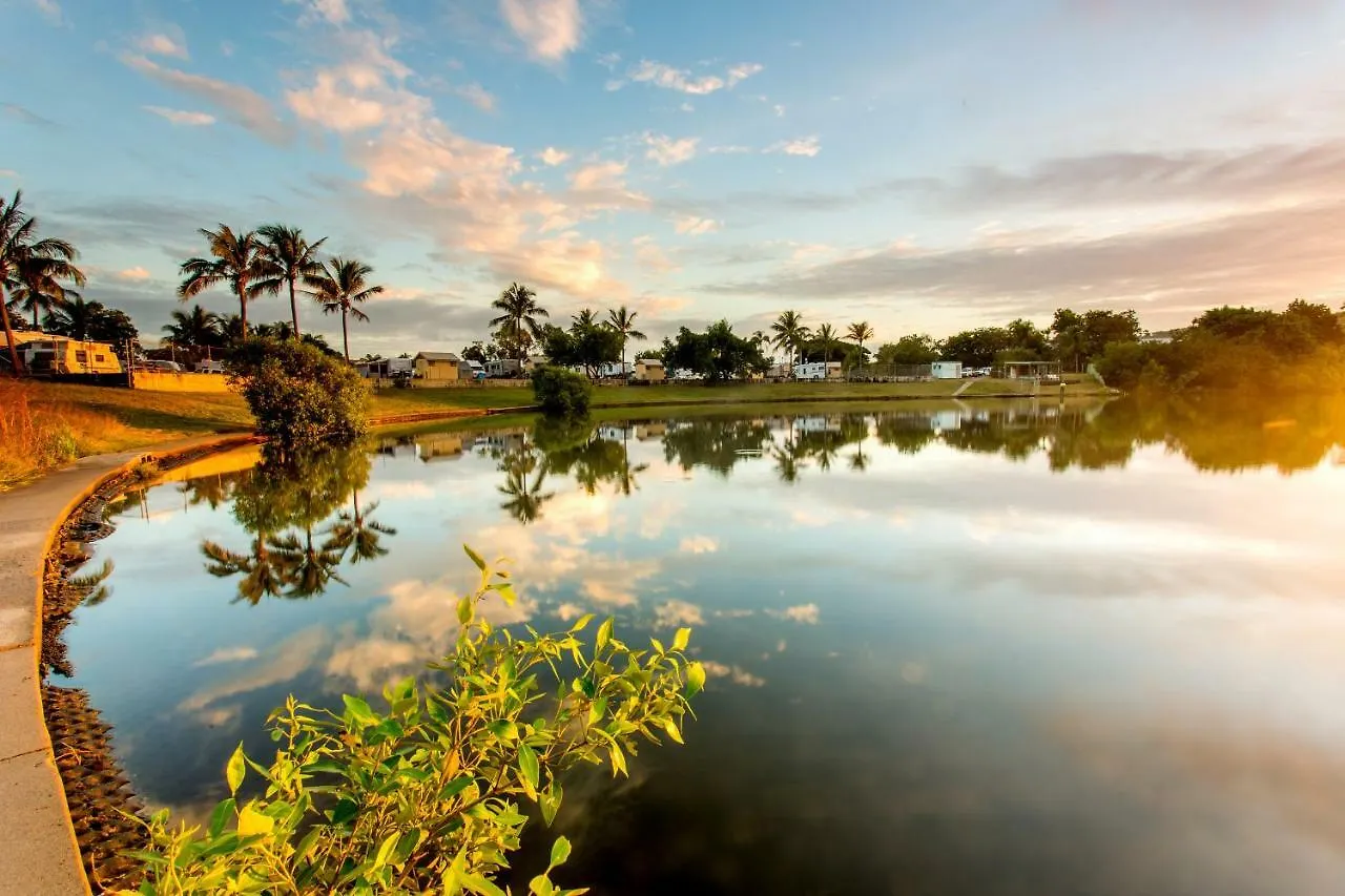 Townsville Lakes Holiday Park キャンプ場