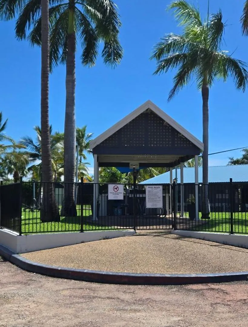 Townsville Lakes Holiday Park