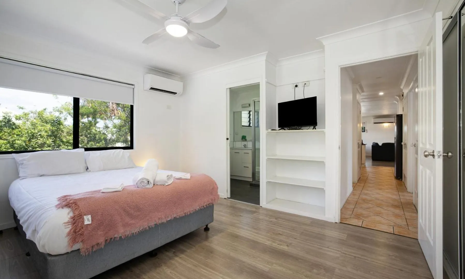 Townsville Lakes Holiday Park Australia